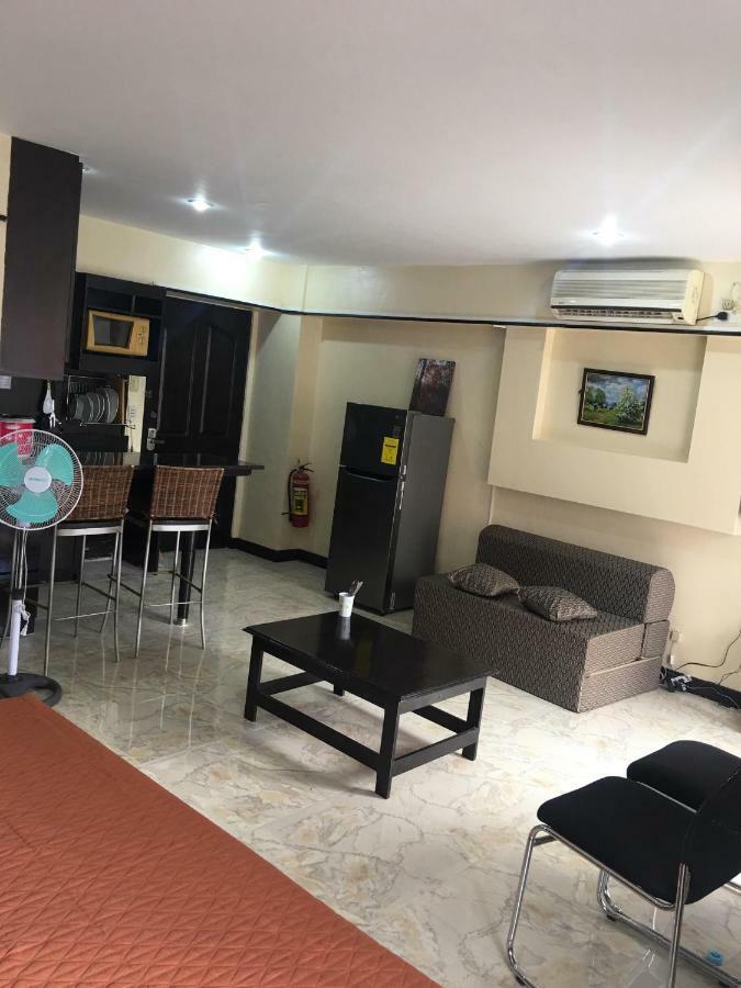 Cosy Studio @Kiener Hills Near Airport Appartement Mactan Buitenkant foto